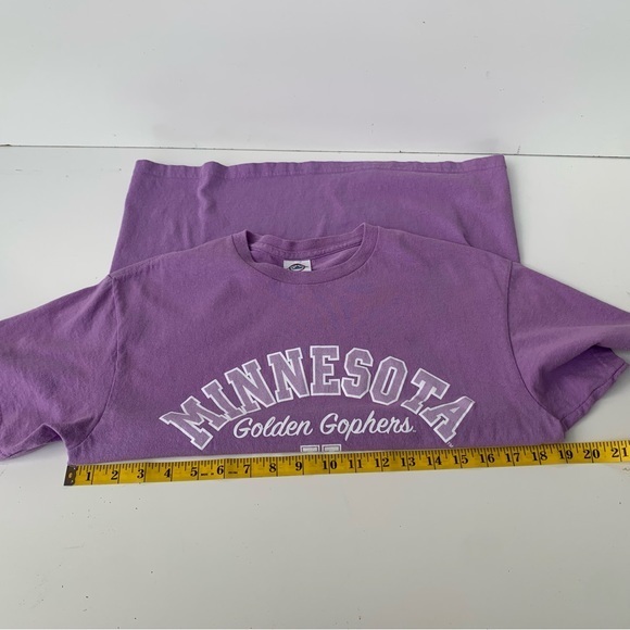 Minnesota Golden Gophers women’s short sleeve‎ tee in lavender.  Best fans of MN - Picture 10 of 10